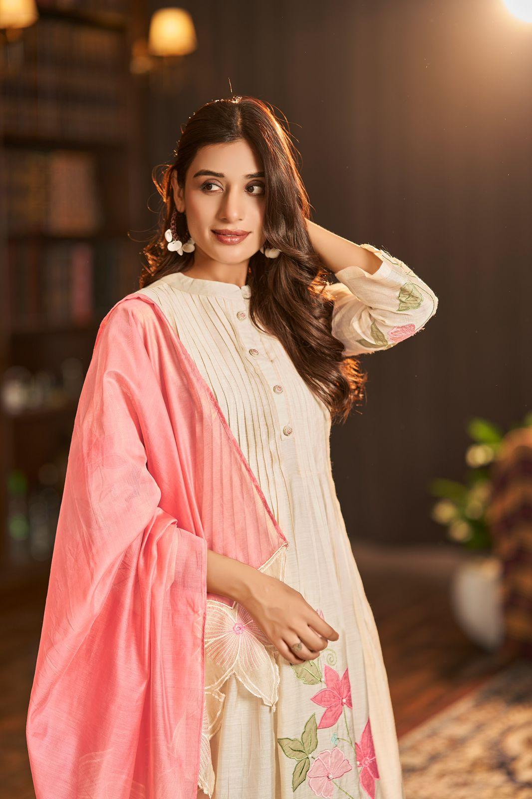 Mul Chanderi appliqué suit