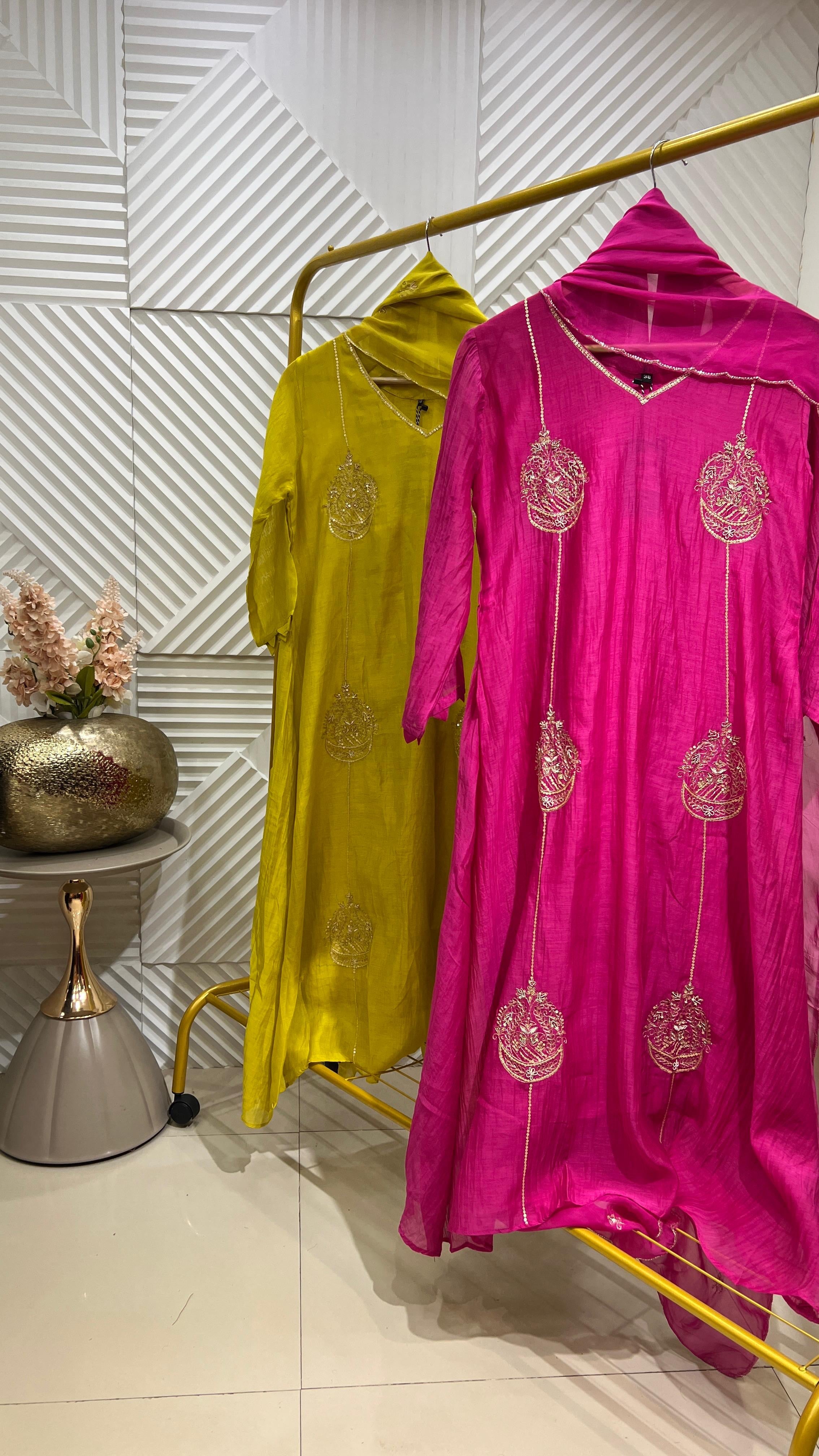 Classy Premium Mul Chanderi Suit