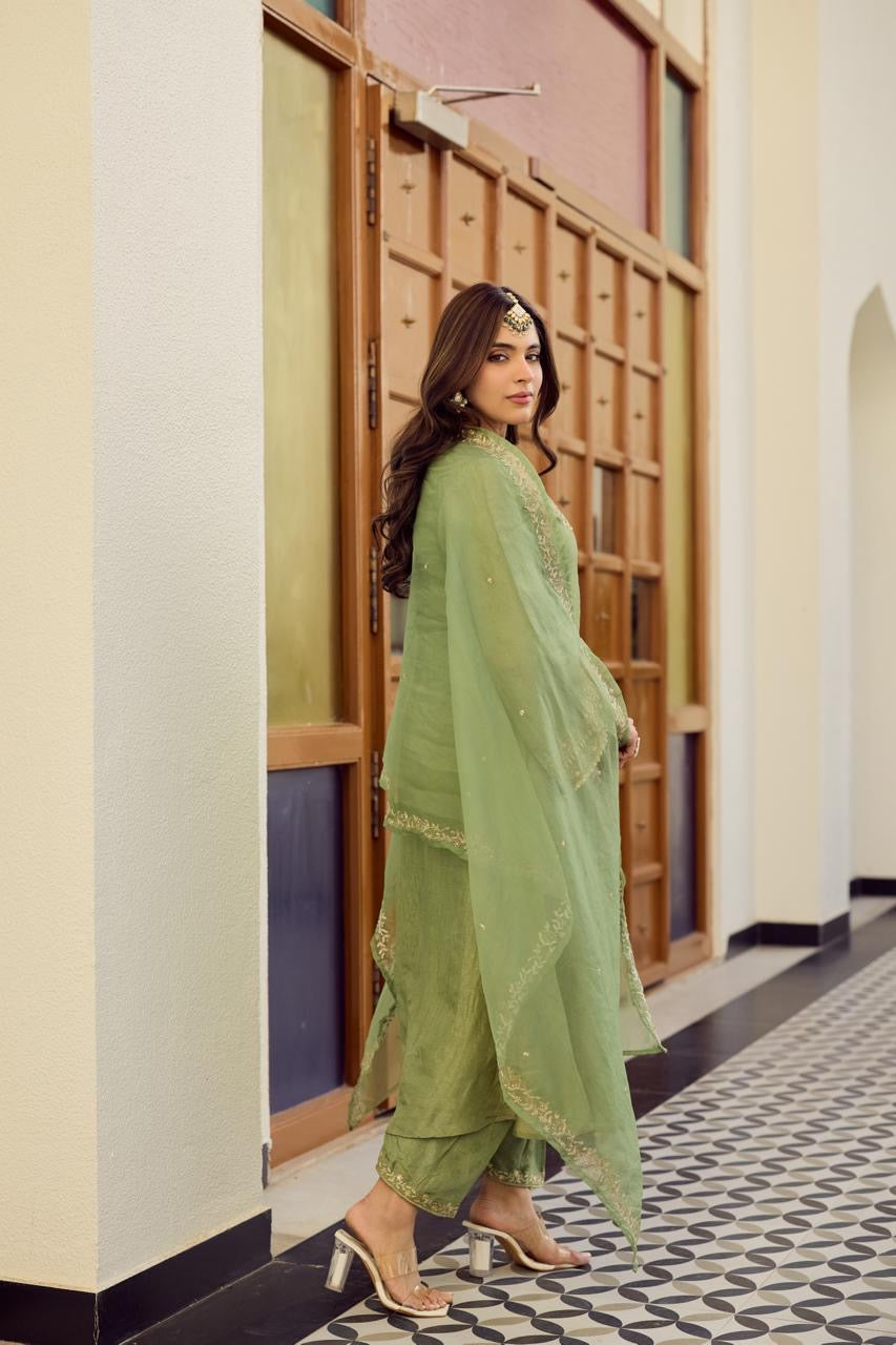 Shimmer Tissue Graceful Elegance Suit