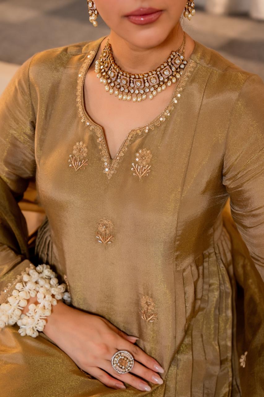 Shimmer Tissue Graceful Elegance Suit