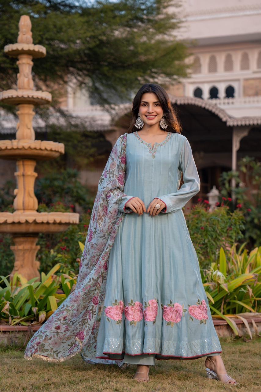 Mul chanderi Appliqué Patch Work Elegance Premium Suit.