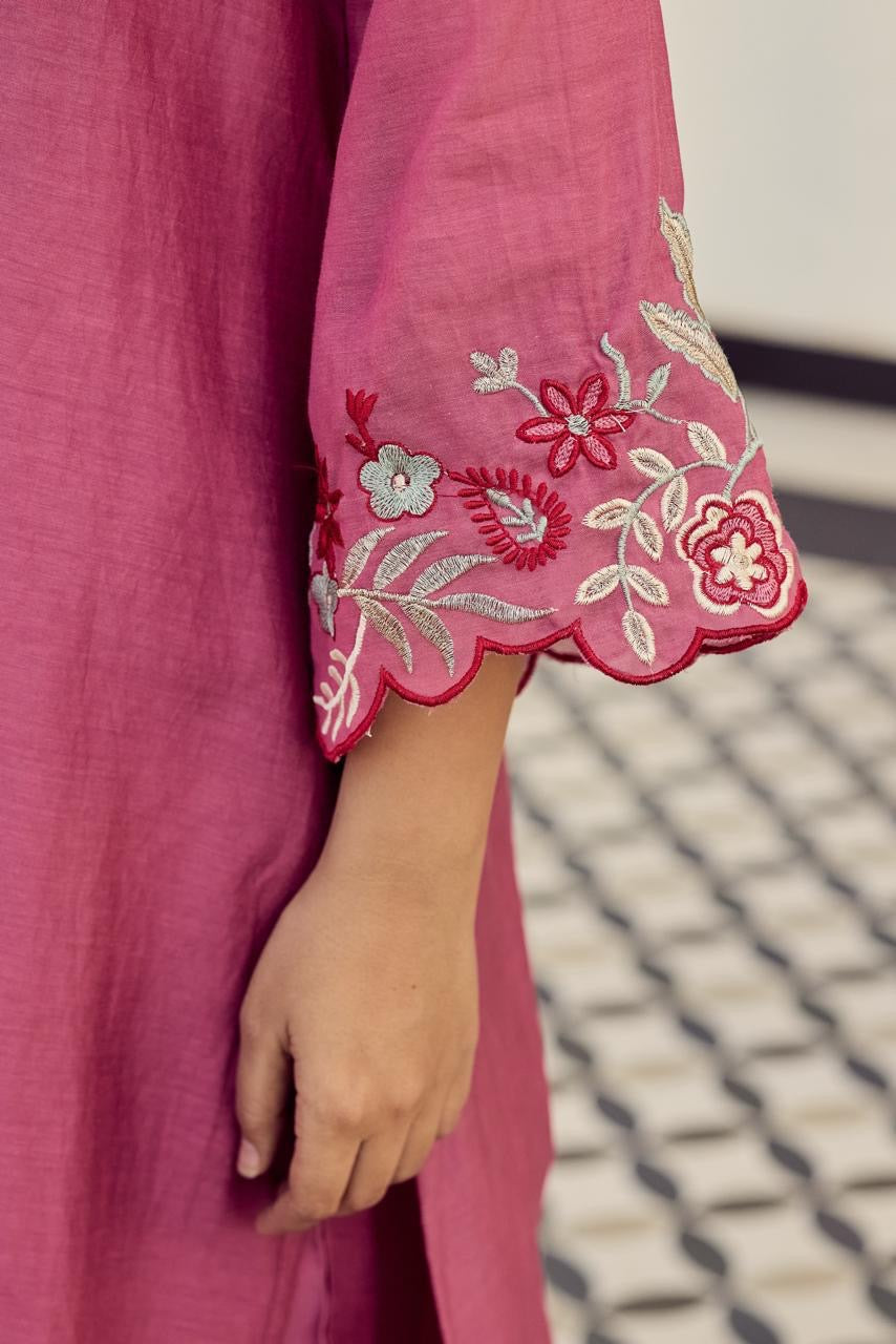 Mul chanderi Appliqué Work elegance premium suit