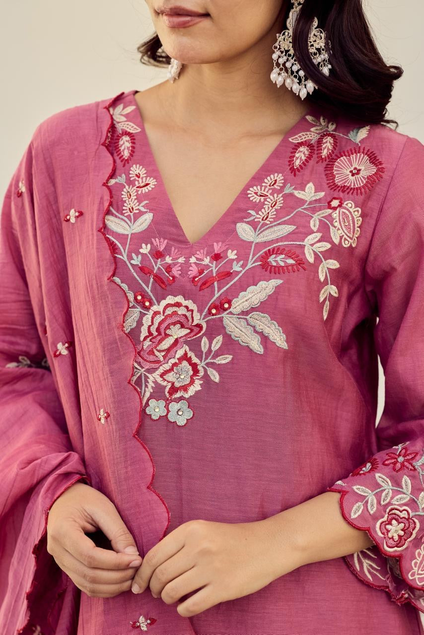 Mul chanderi Appliqué Work elegance premium suit