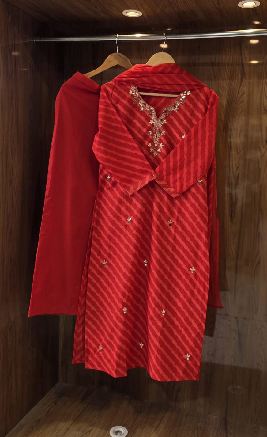 Leheriya Grace Suit Set