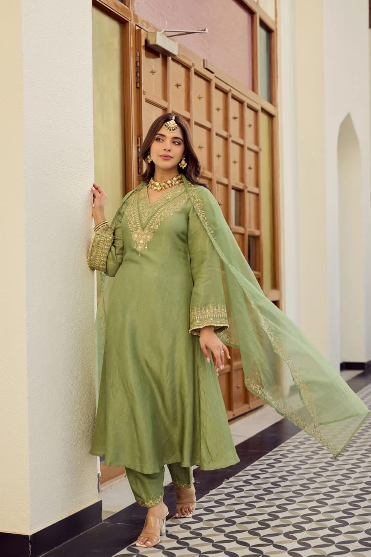 Shimmer Tissue Graceful Elegance Suit