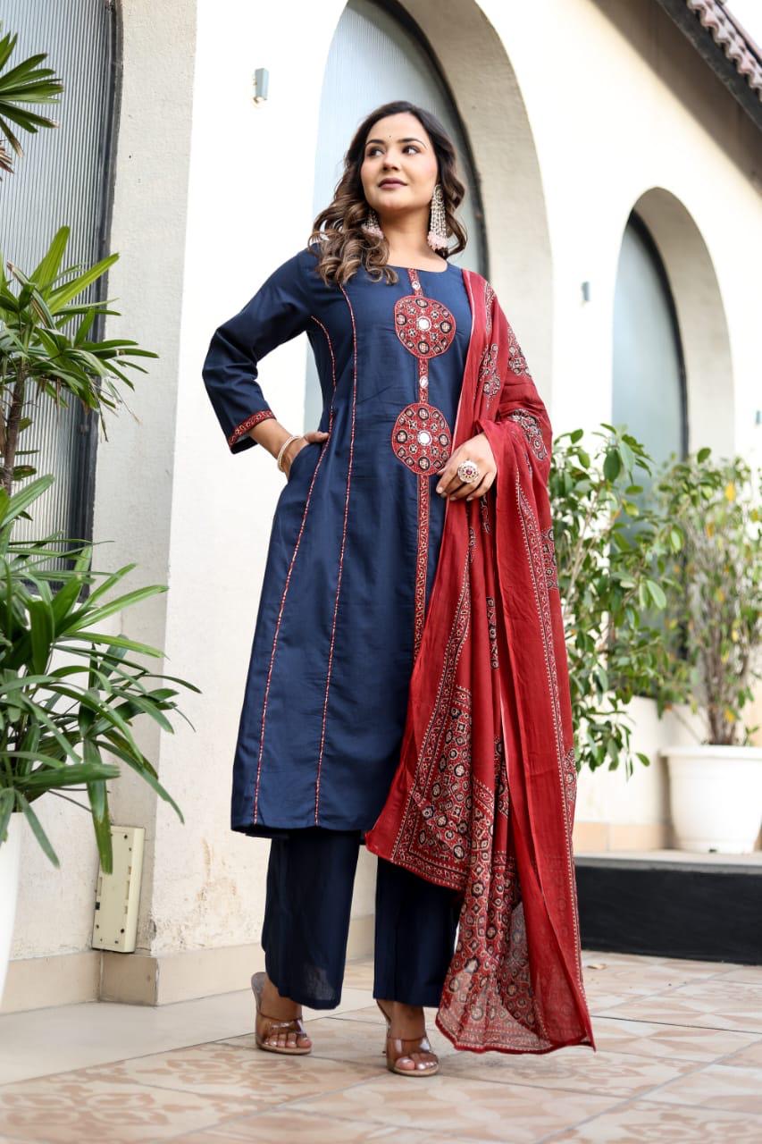 Cotton Appliqué Work A-line  Elegant Suit