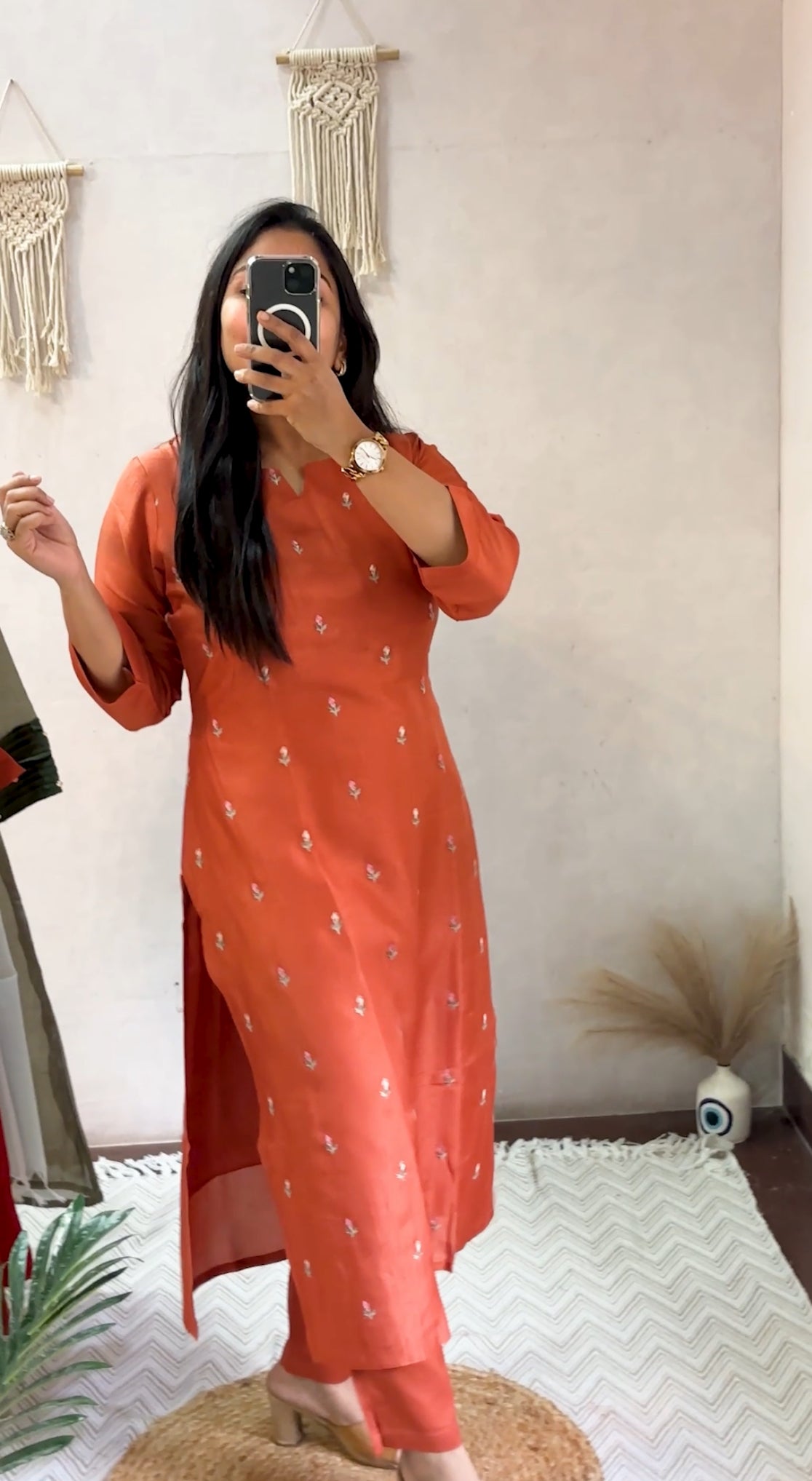 Pure Thread Work DOLA SILK SUIT.