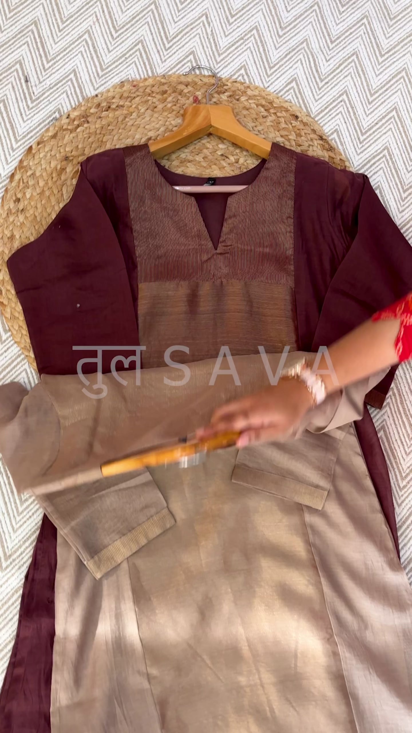 Mul Chanderi Tissue lurex Graceful Elegance Suit.