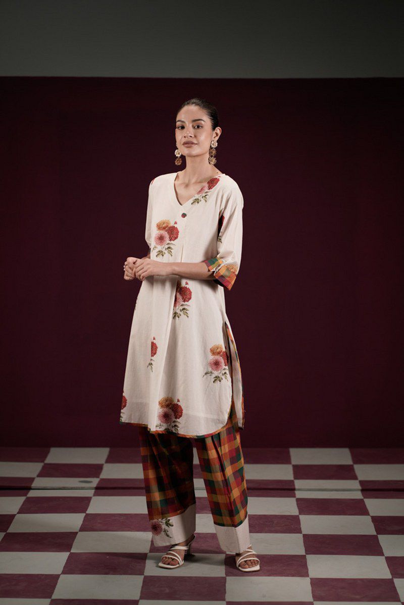 Gulmohar Ivory Mul Cotton Kurta Set with Farsi Salwar