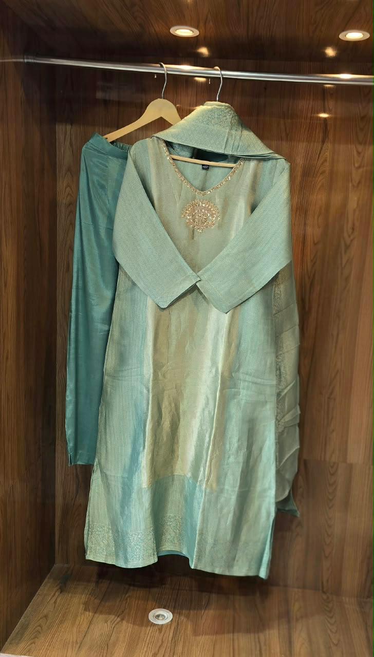 Ruhani Jacquard Tissue Handwork Suit Sets
